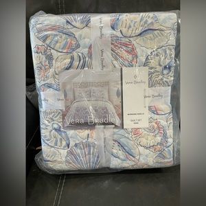 Beautiful Vera Bradley quilt